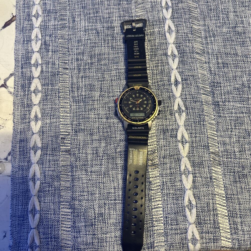N.D.Limits Professional Water Resistant Men’s Diving Watch